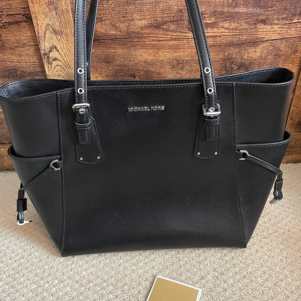 Michael Kors Jet Set tote